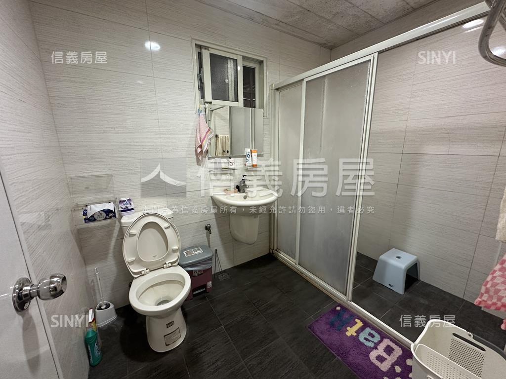 彰師大大面寬美透天房屋室內格局與周邊環境