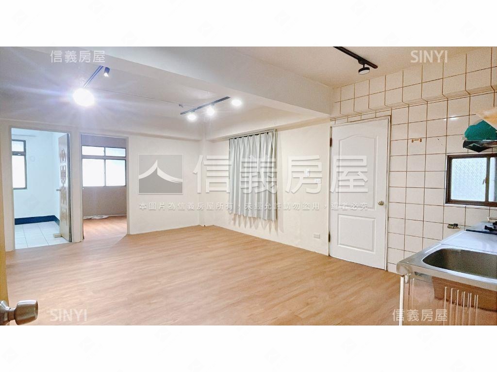 正市民大道黃金店面附平車房屋室內格局與周邊環境