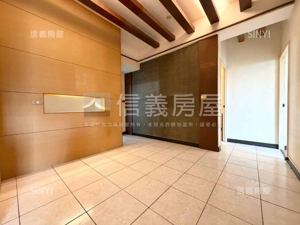 東方紐約大兩房兩衛附車位房屋室內格局與周邊環境