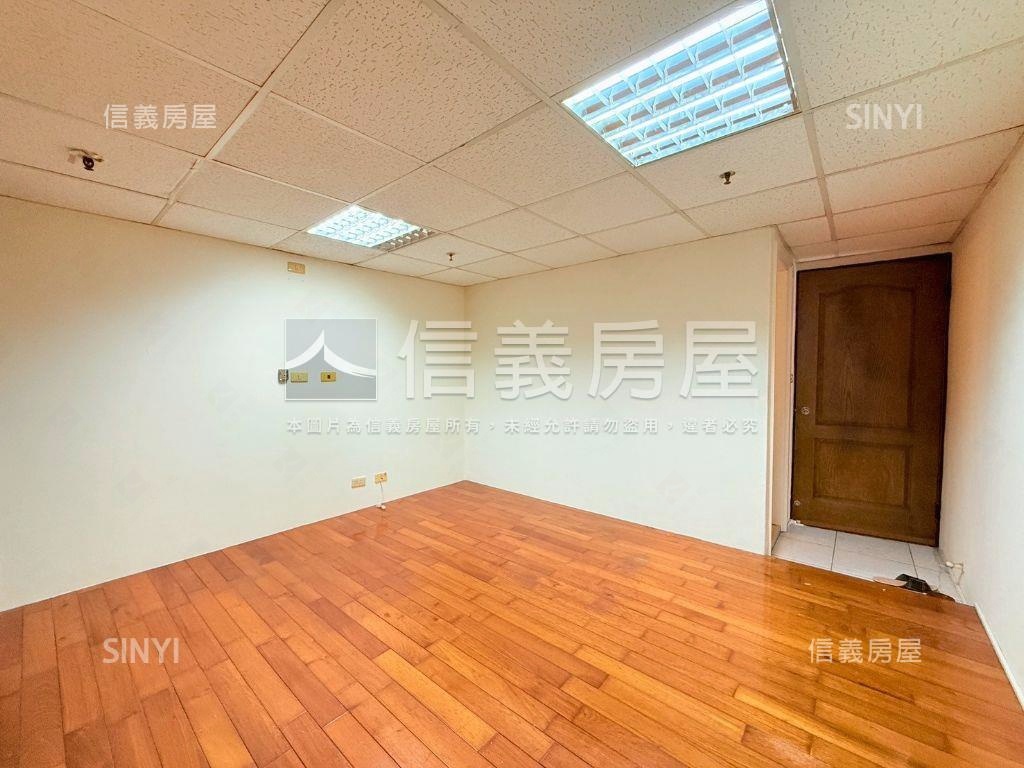 近中山醫大三房附車位房屋室內格局與周邊環境