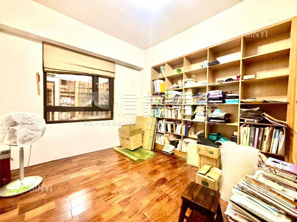 中正至美三房車位美屋房屋室內格局與周邊環境