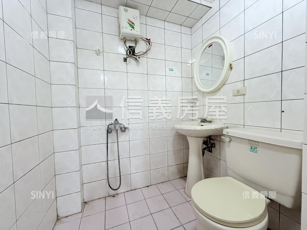 最愛有陽台套房房屋室內格局與周邊環境