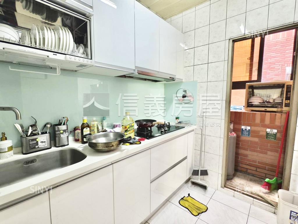 低總價邊間透天房屋室內格局與周邊環境