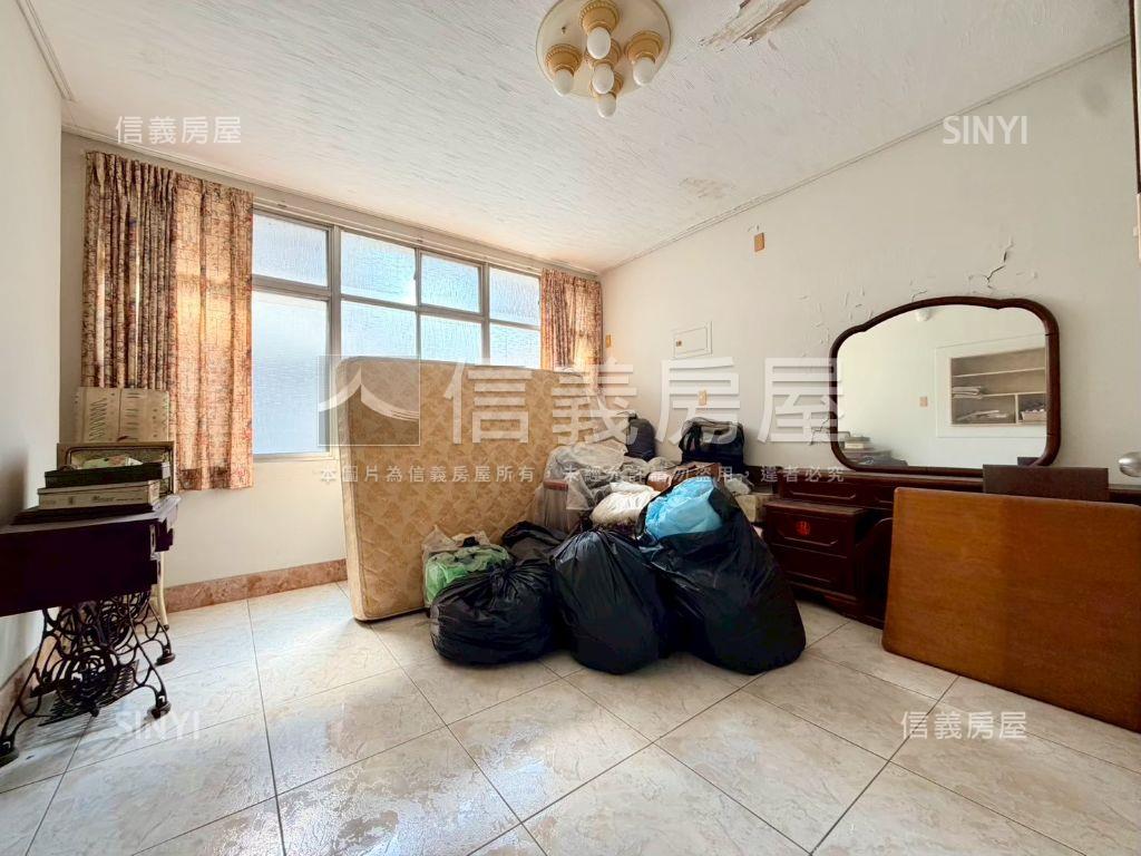 中西區｜雙城區文賢透天Ｂ房屋室內格局與周邊環境