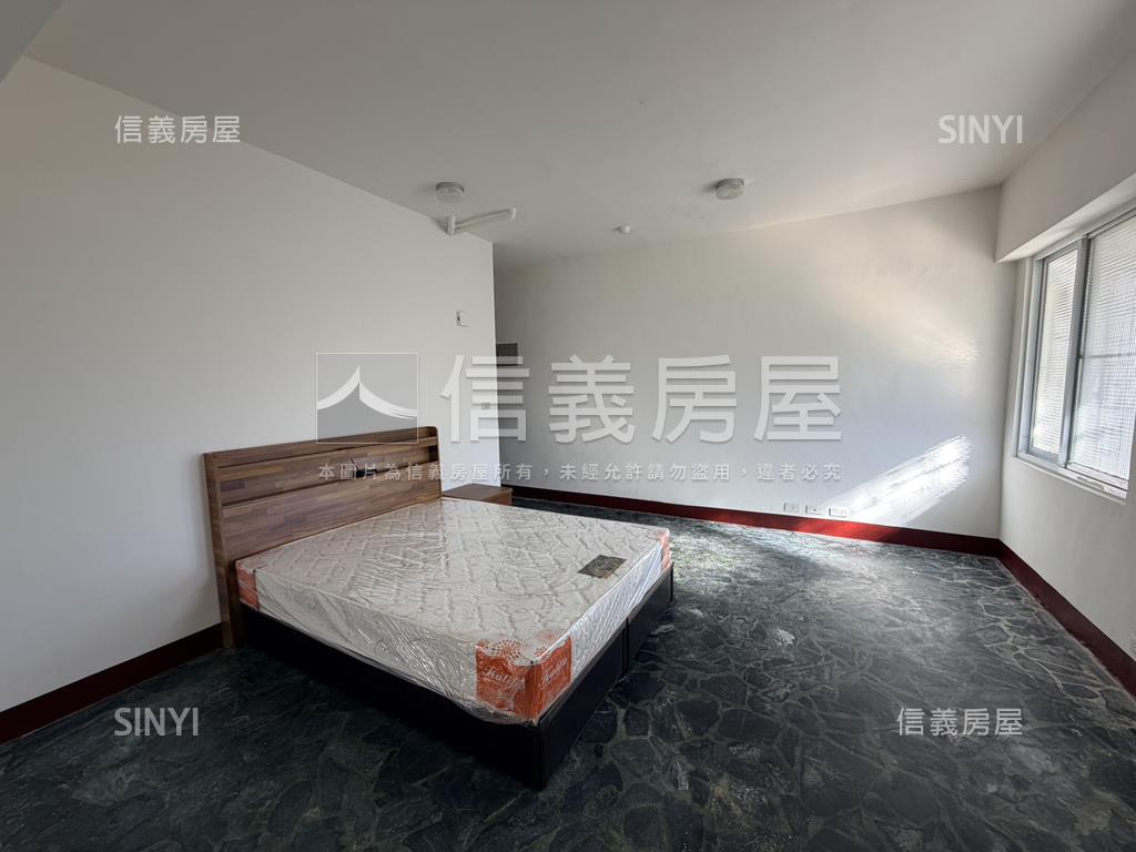 鹽埕·面府北公園採光套房房屋室內格局與周邊環境