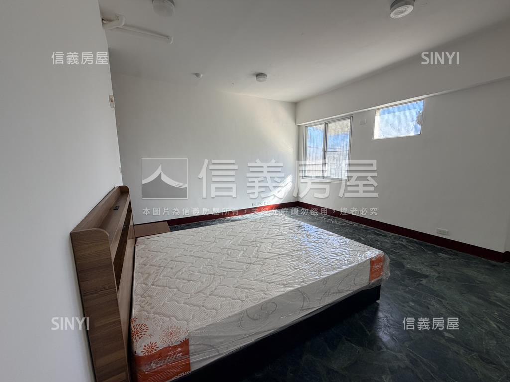 鹽埕·面府北公園採光套房房屋室內格局與周邊環境