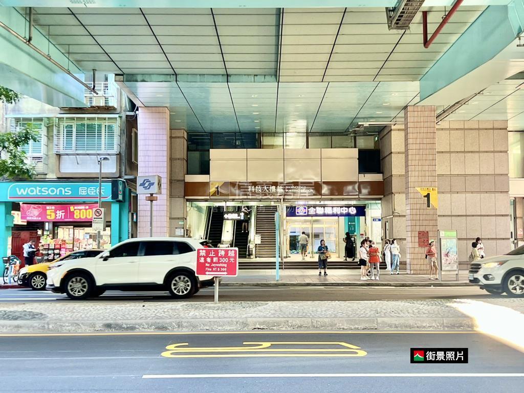 成功國宅方正優質三房房屋室內格局與周邊環境