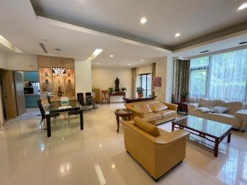 大湖之旅電梯美墅