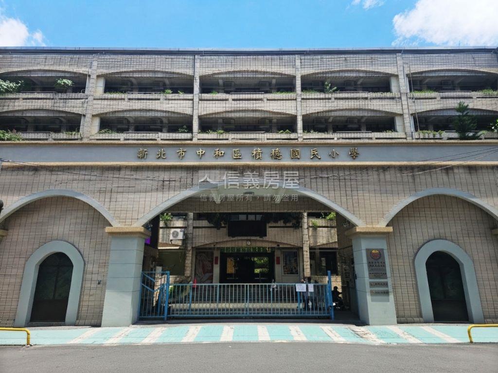 京華·景觀美美質感一房房屋室內格局與周邊環境
