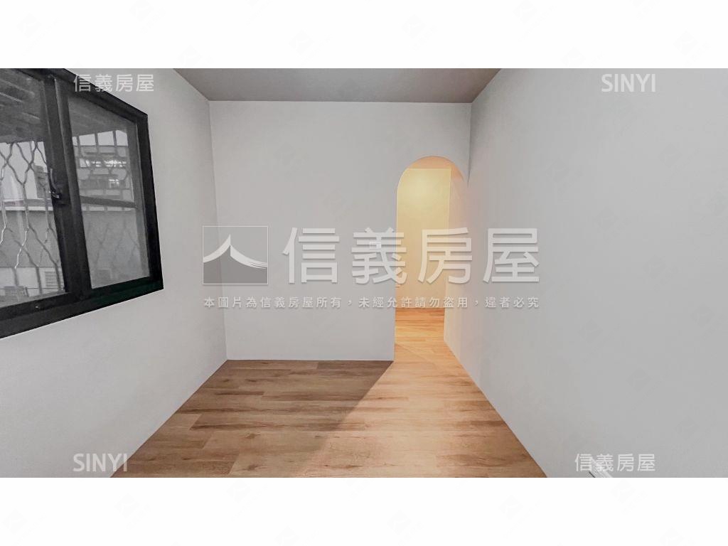 近楠梓科學園區新翻修店面房屋室內格局與周邊環境