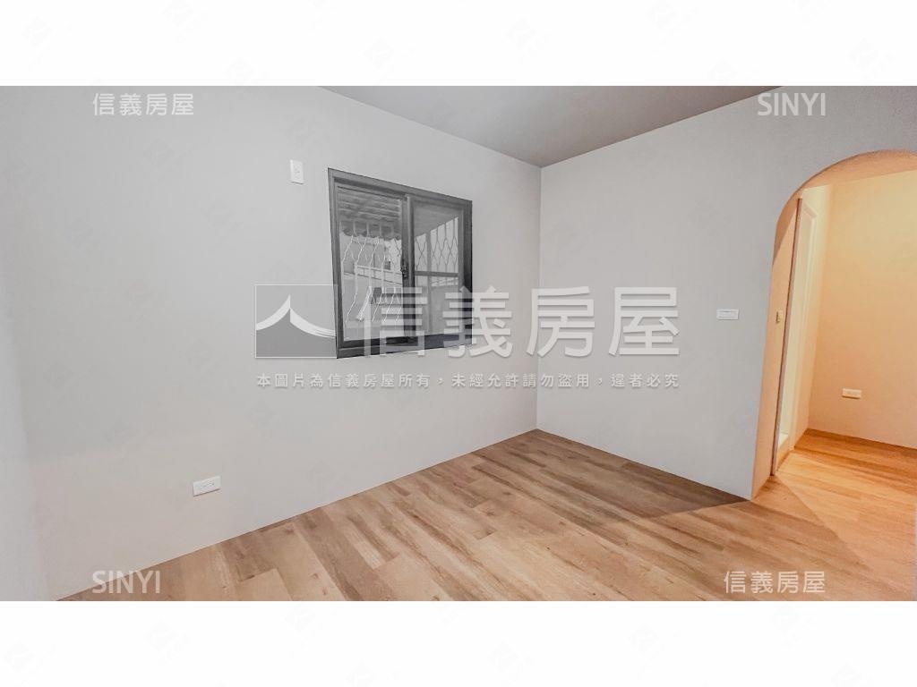 近楠梓科學園區新翻修店面房屋室內格局與周邊環境