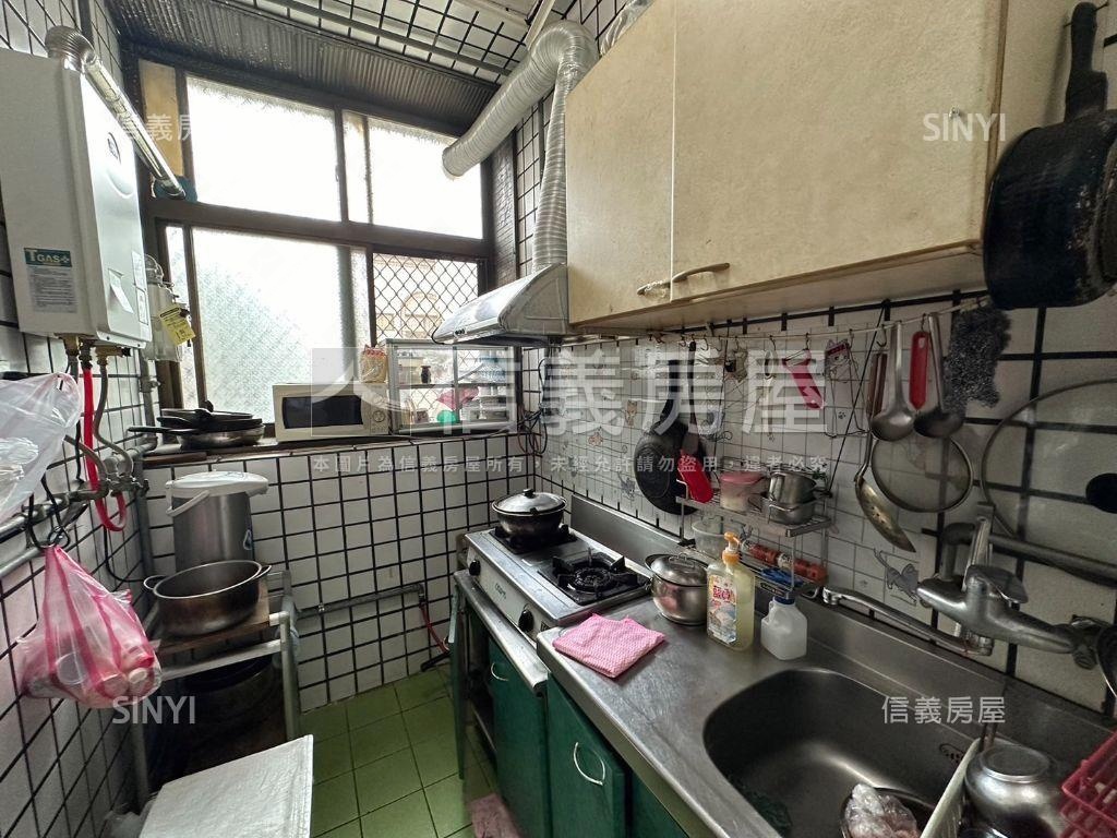稀有釋出桃園後站低總價房屋室內格局與周邊環境