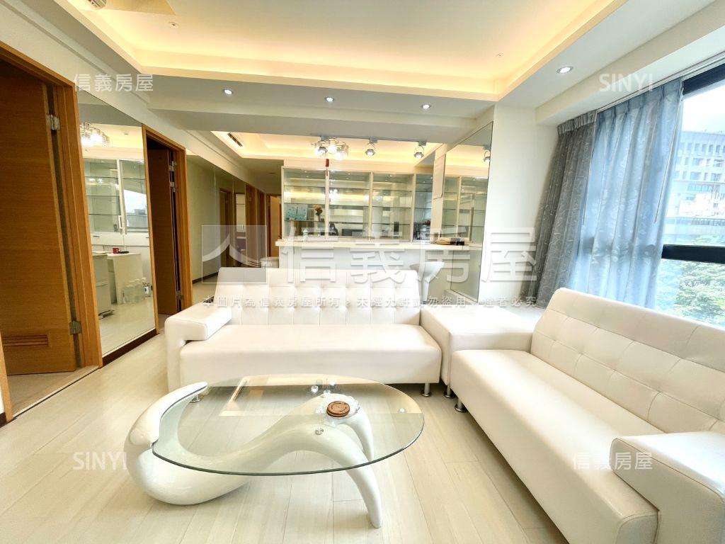 市政文華４房雙平車房屋室內格局與周邊環境