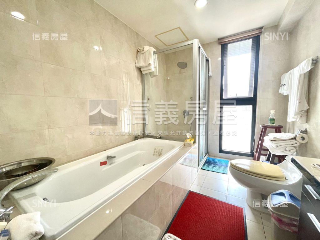 市政文華４房雙平車房屋室內格局與周邊環境