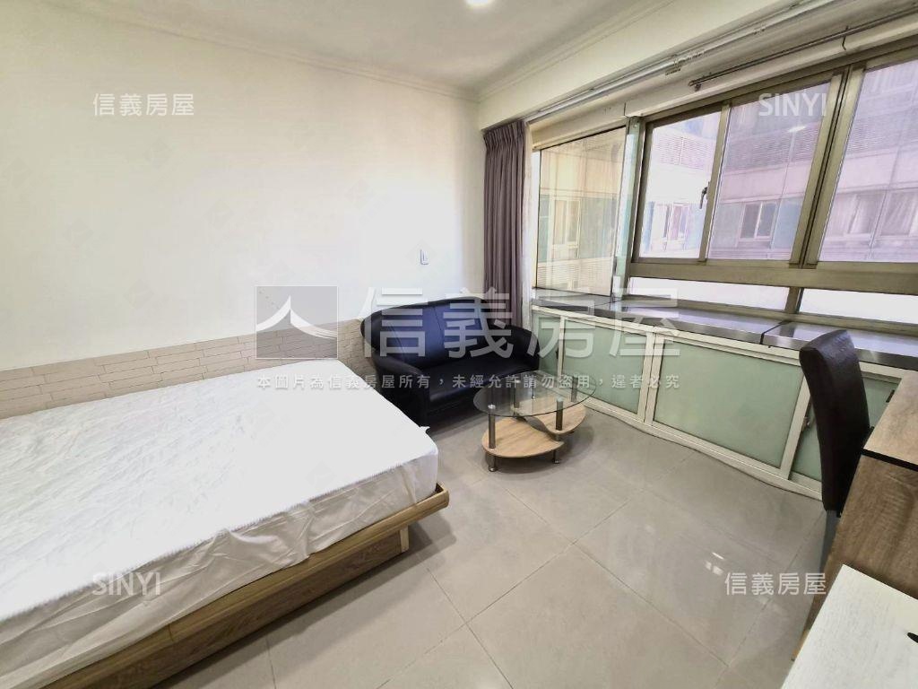 近捷運高樓水噹噹電梯一房房屋室內格局與周邊環境