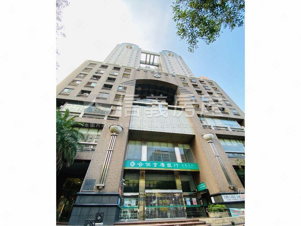 近捷運高樓水噹噹電梯一房房屋室內格局與周邊環境