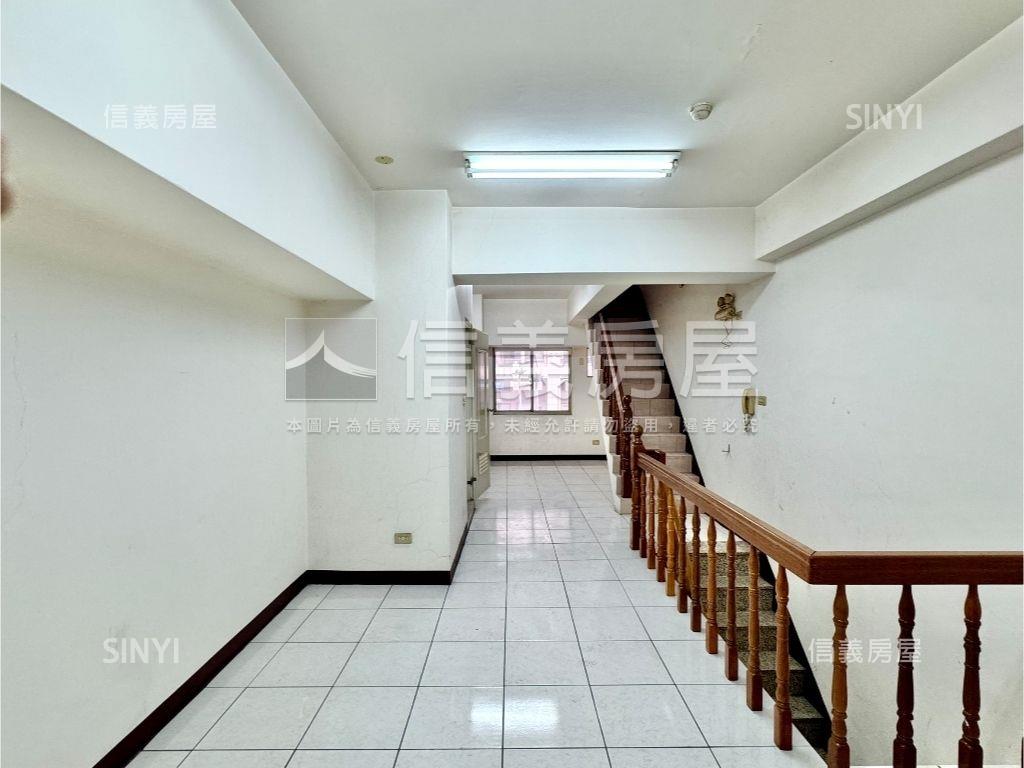 店長指名傳家左營金△房屋室內格局與周邊環境