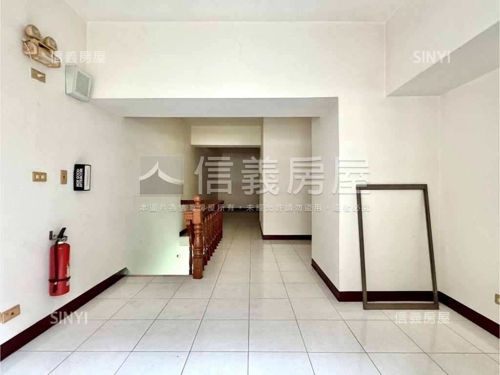 店長指名傳家左營金△房屋室內格局與周邊環境