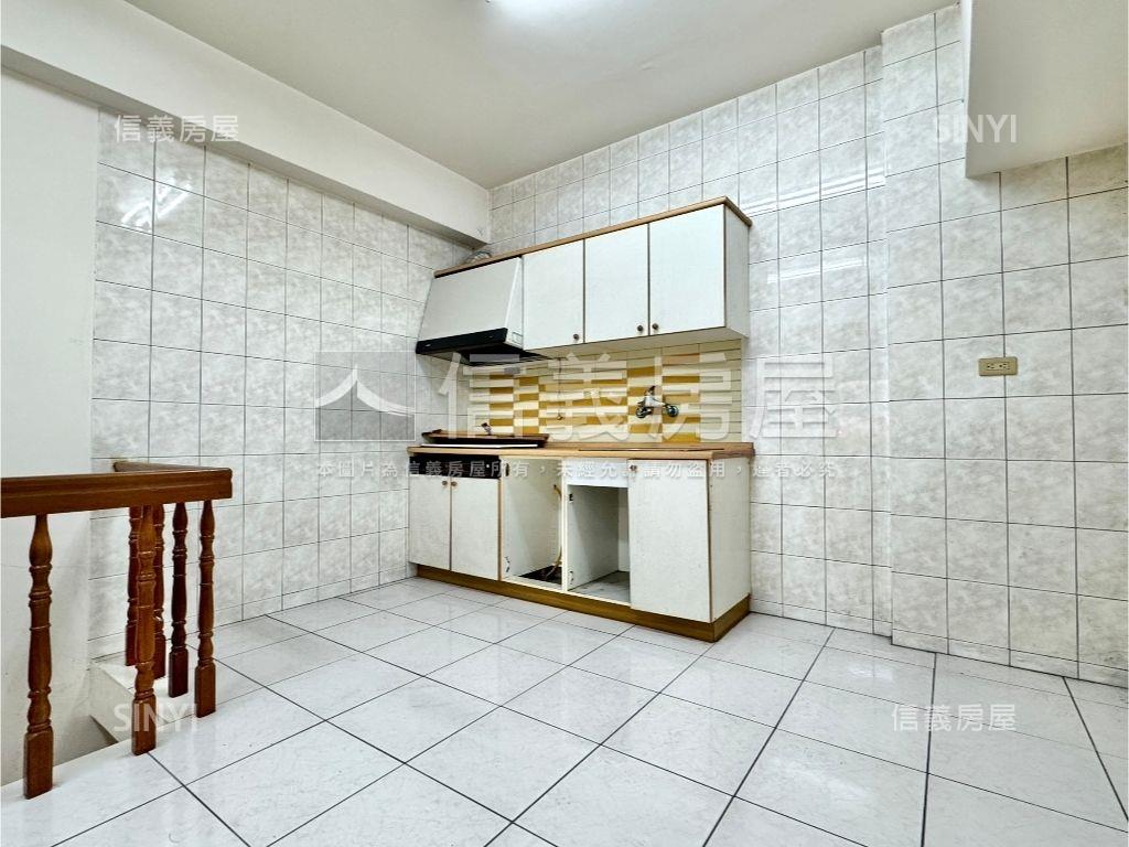 店長指名傳家左營金△房屋室內格局與周邊環境