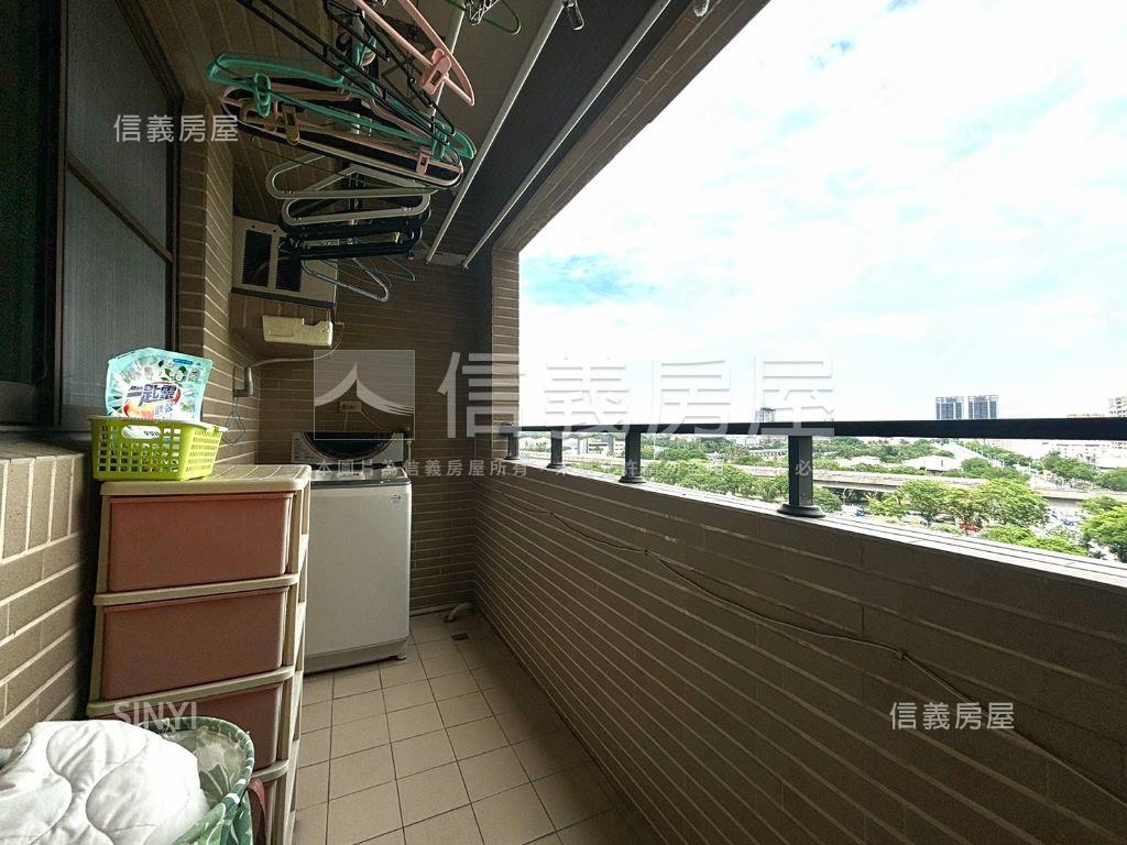 都會公園捷運旁三房平移車房屋室內格局與周邊環境
