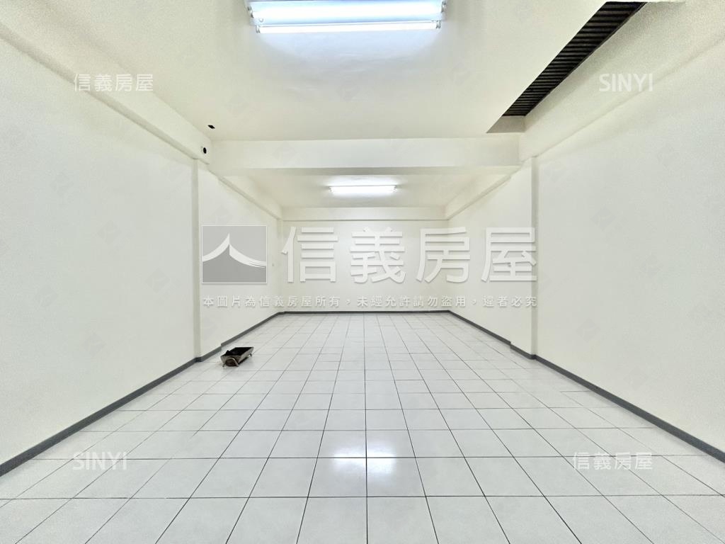 國平路面公園霸景店住房屋室內格局與周邊環境