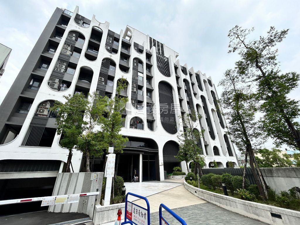 ㊣中興浮光側慢遞溫馨兩房房屋室內格局與周邊環境