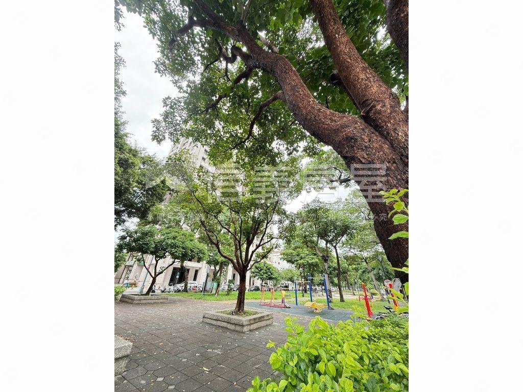 近中國醫商圈高樓層美套房房屋室內格局與周邊環境