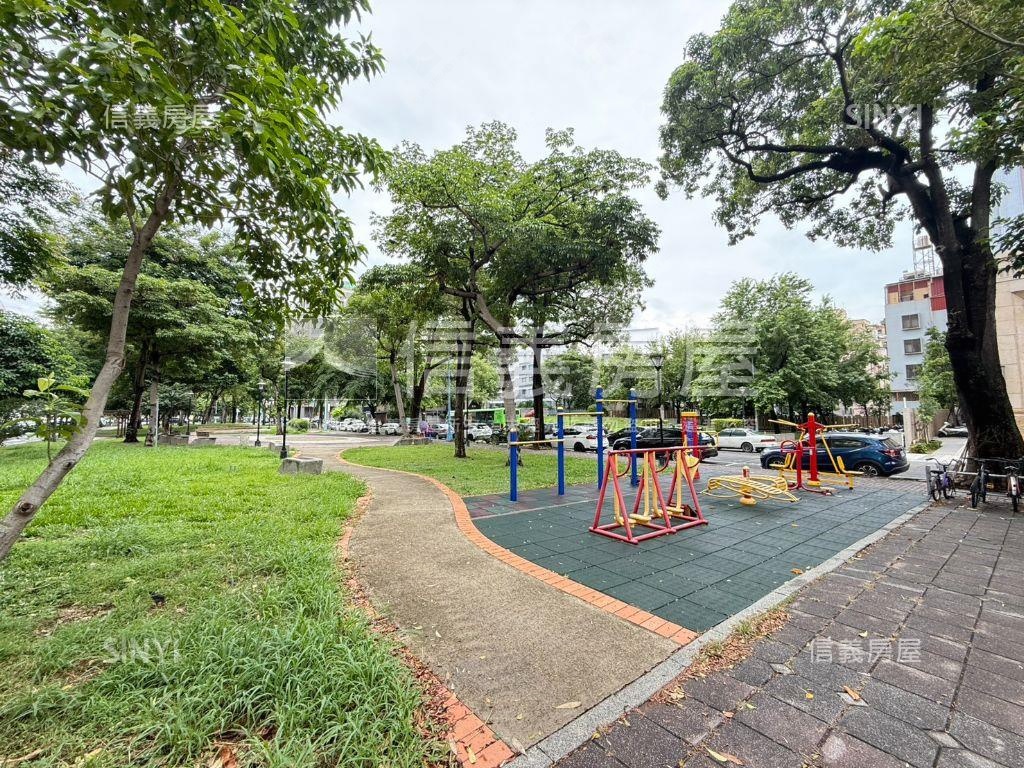 近中國醫商圈高樓層美套房房屋室內格局與周邊環境