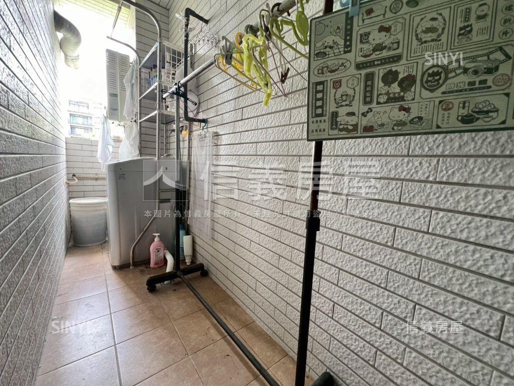 近探索公園兩房兩衛房屋室內格局與周邊環境