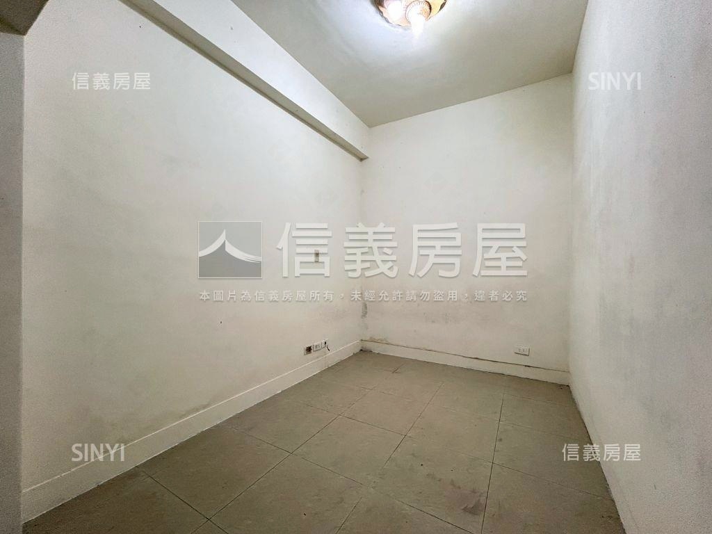 稀有低總價一樓極品房屋室內格局與周邊環境