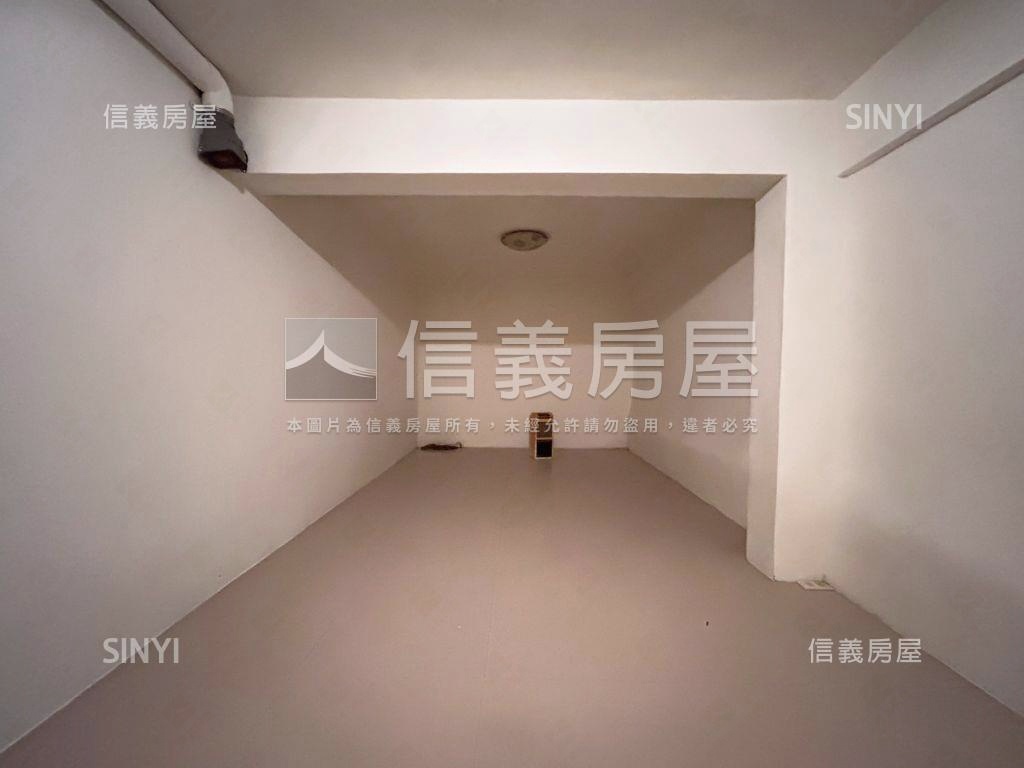 稀有低總價一樓極品房屋室內格局與周邊環境