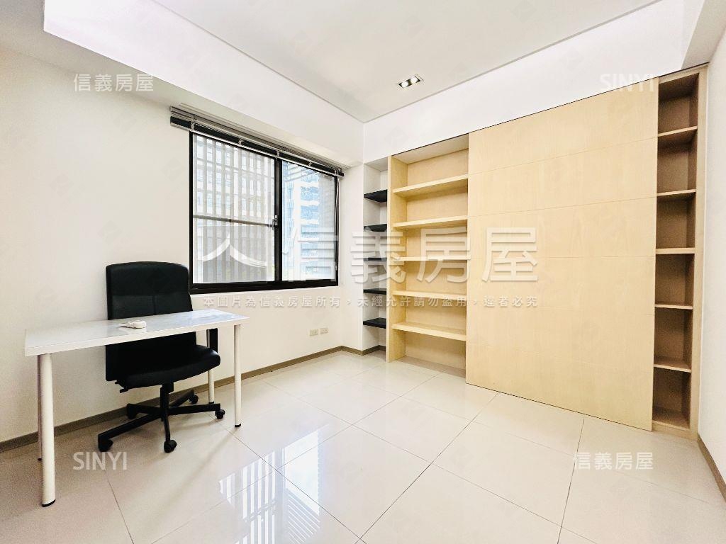 優聖美地四房大空間房屋室內格局與周邊環境