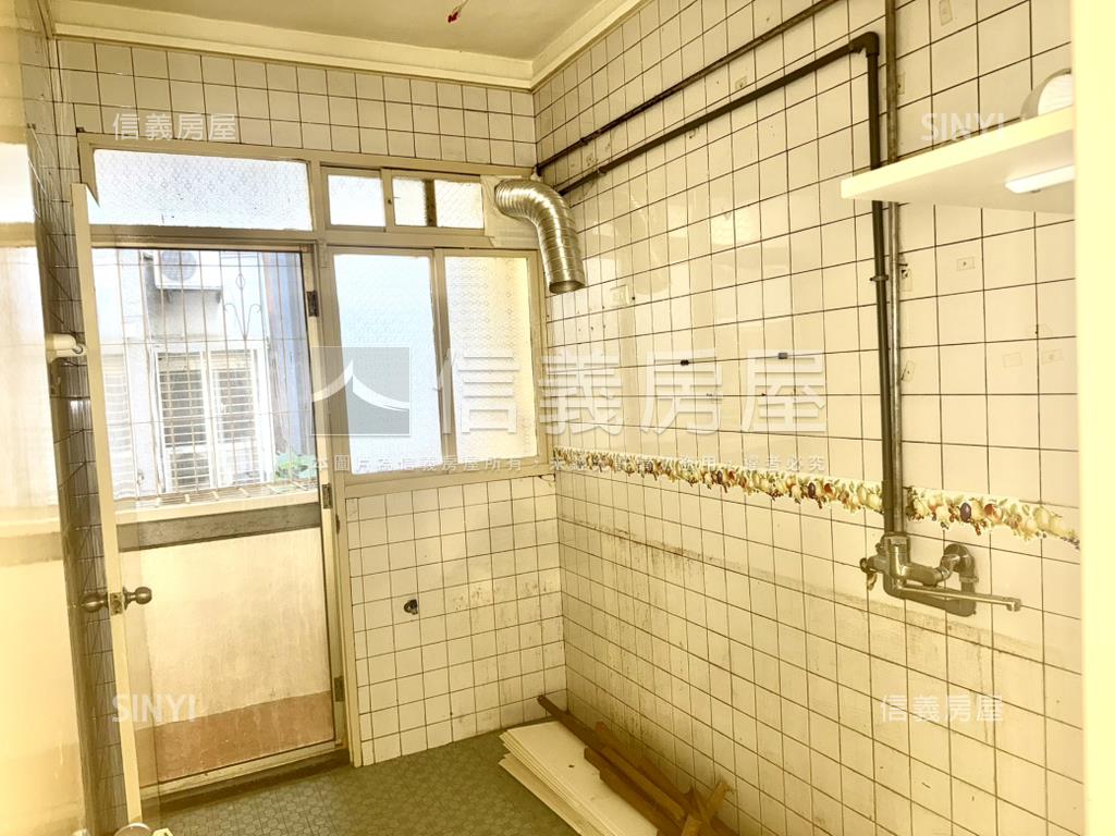 安居靜巷方正兩房雅寓房屋室內格局與周邊環境