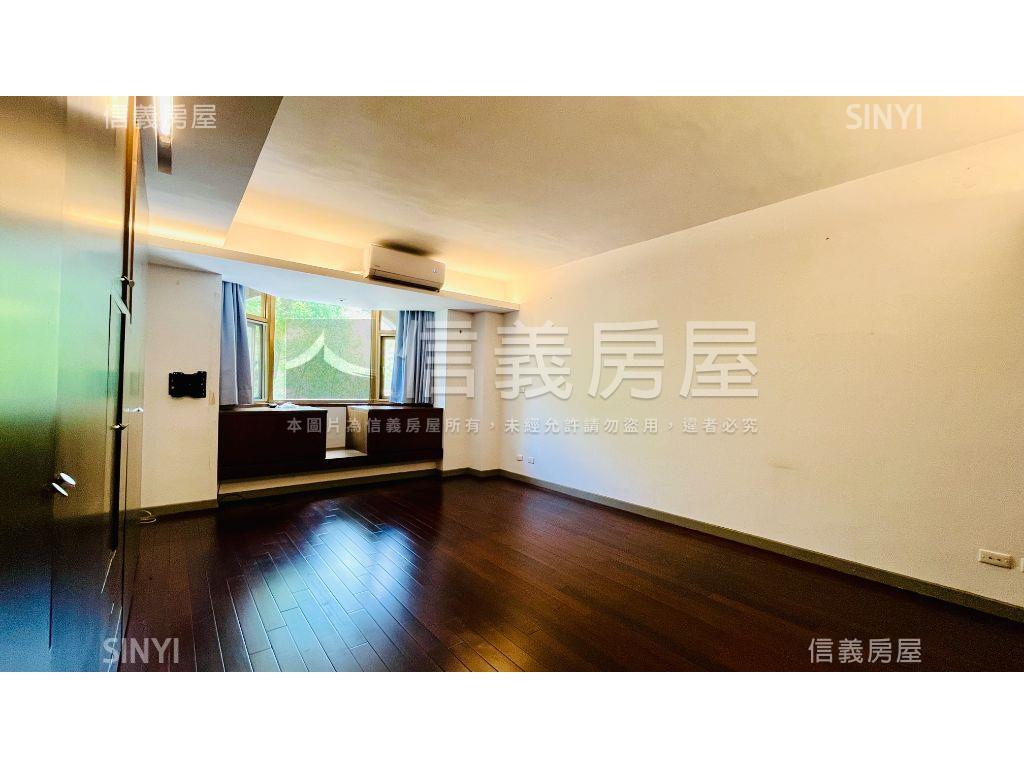 瓏山林蔭邊間下疊房屋室內格局與周邊環境