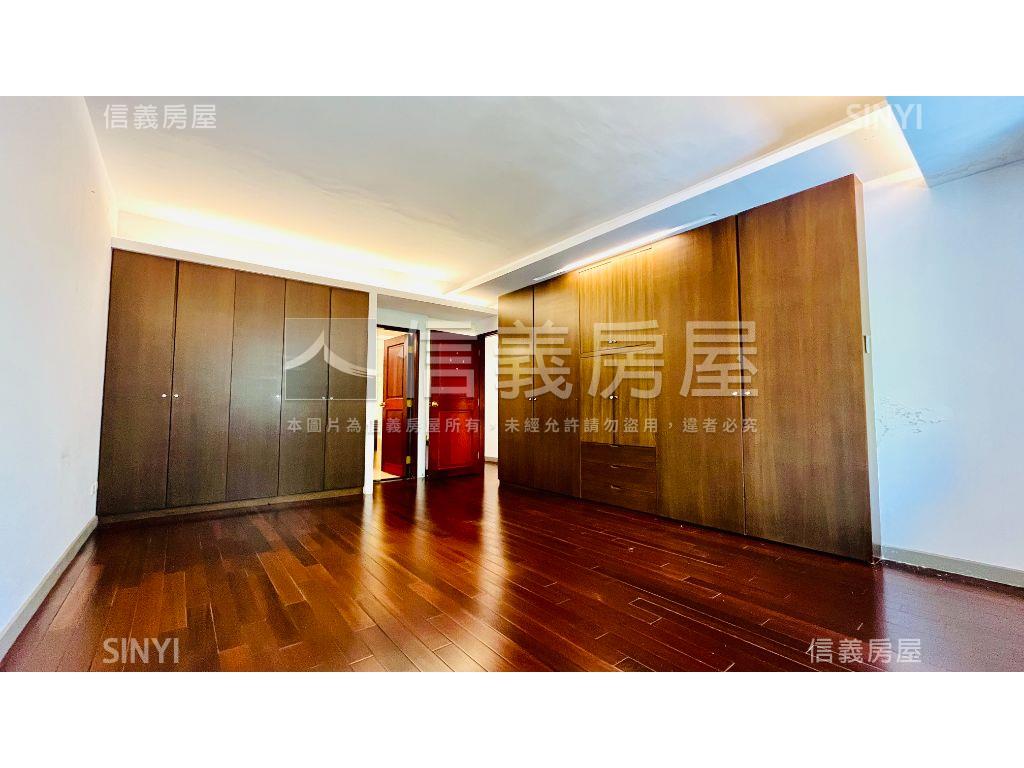 瓏山林蔭邊間下疊房屋室內格局與周邊環境