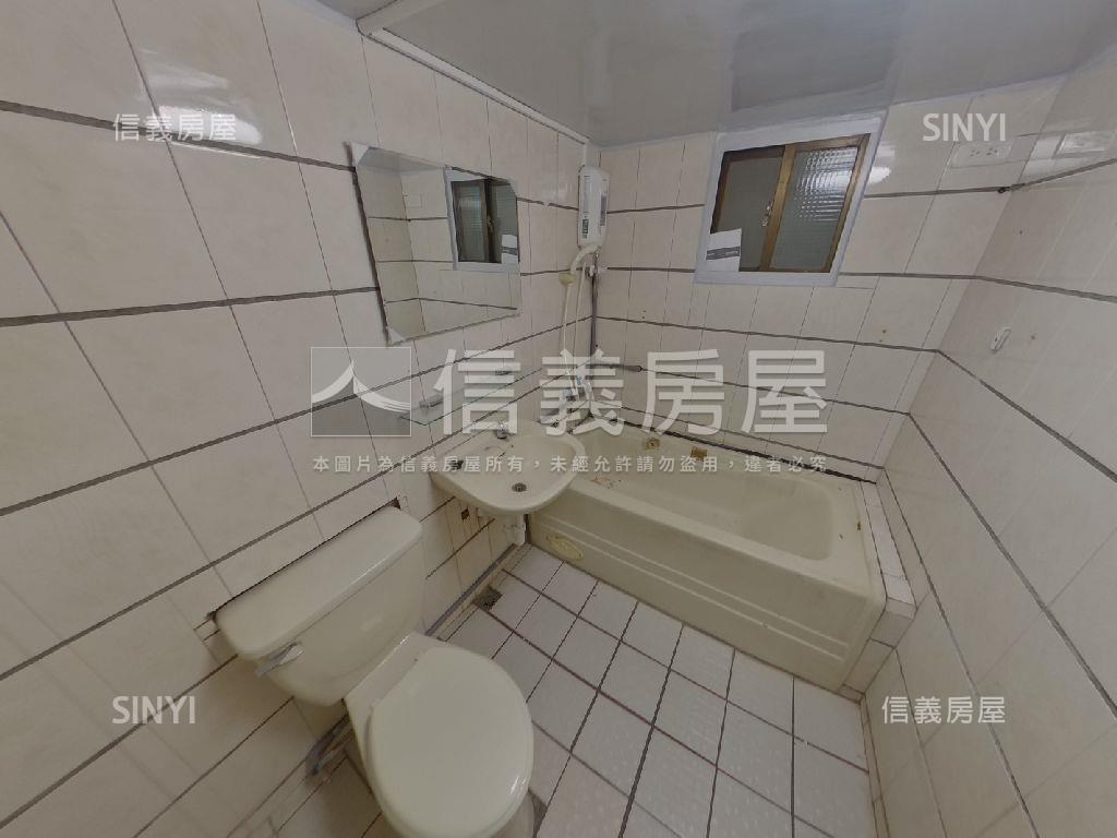 大興正路大地坪整理過透天房屋室內格局與周邊環境