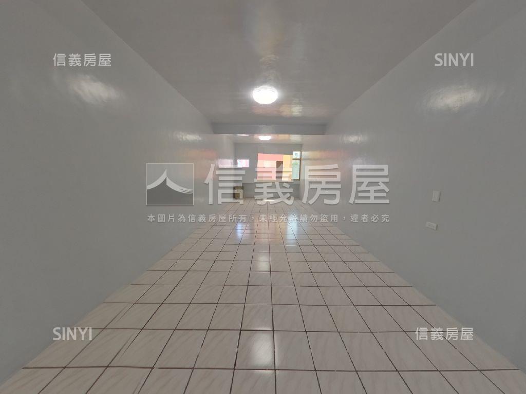 大興正路大地坪整理過透天房屋室內格局與周邊環境