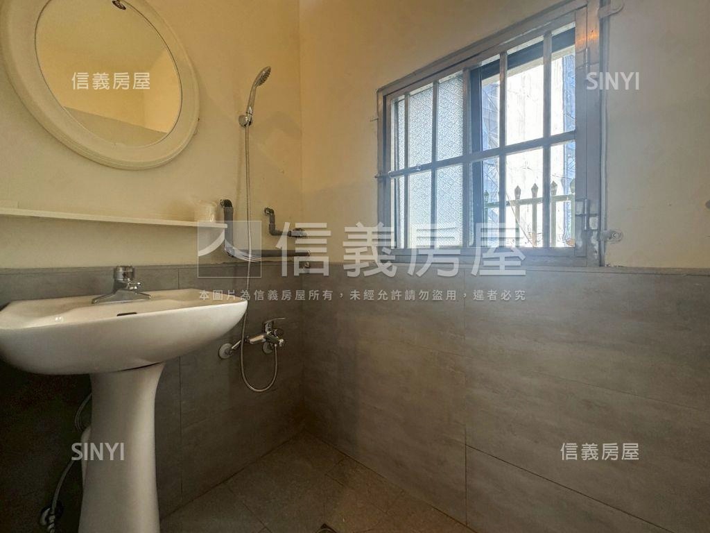 ♡中華路賺錢金透店♡房屋室內格局與周邊環境