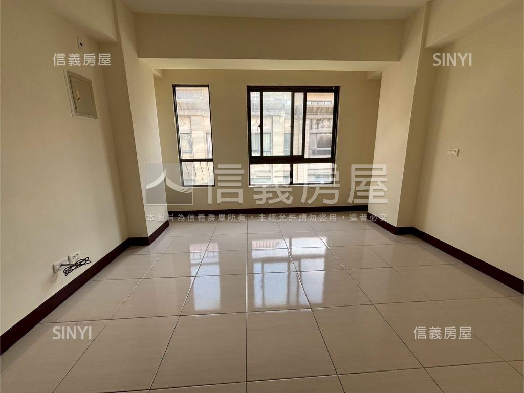 新光田☆臨路後院邊間透天房屋室內格局與周邊環境