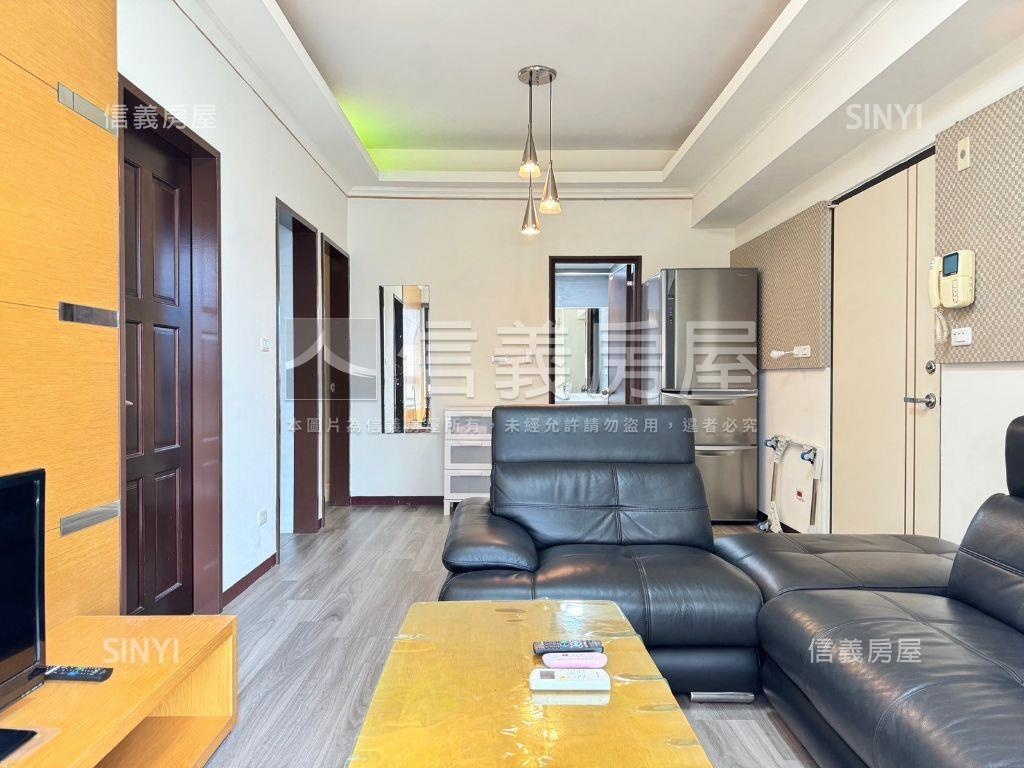 遠百商圈俠隱外棟兩房房屋室內格局與周邊環境