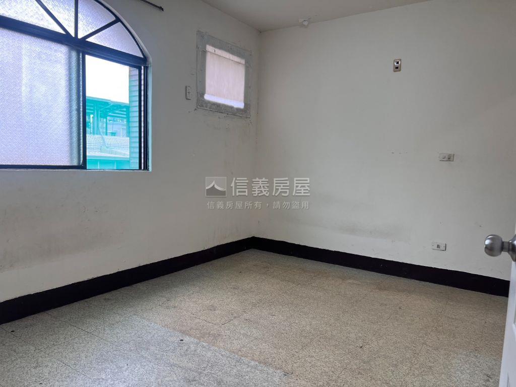 仁武正街採光通風美三房房屋室內格局與周邊環境