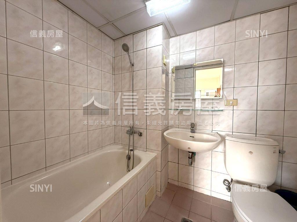 漢口商圈四房大車位房屋室內格局與周邊環境