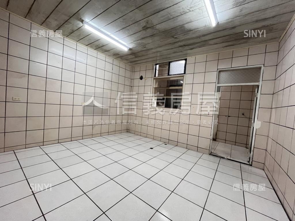 平鎮國高中唯美透天房屋室內格局與周邊環境