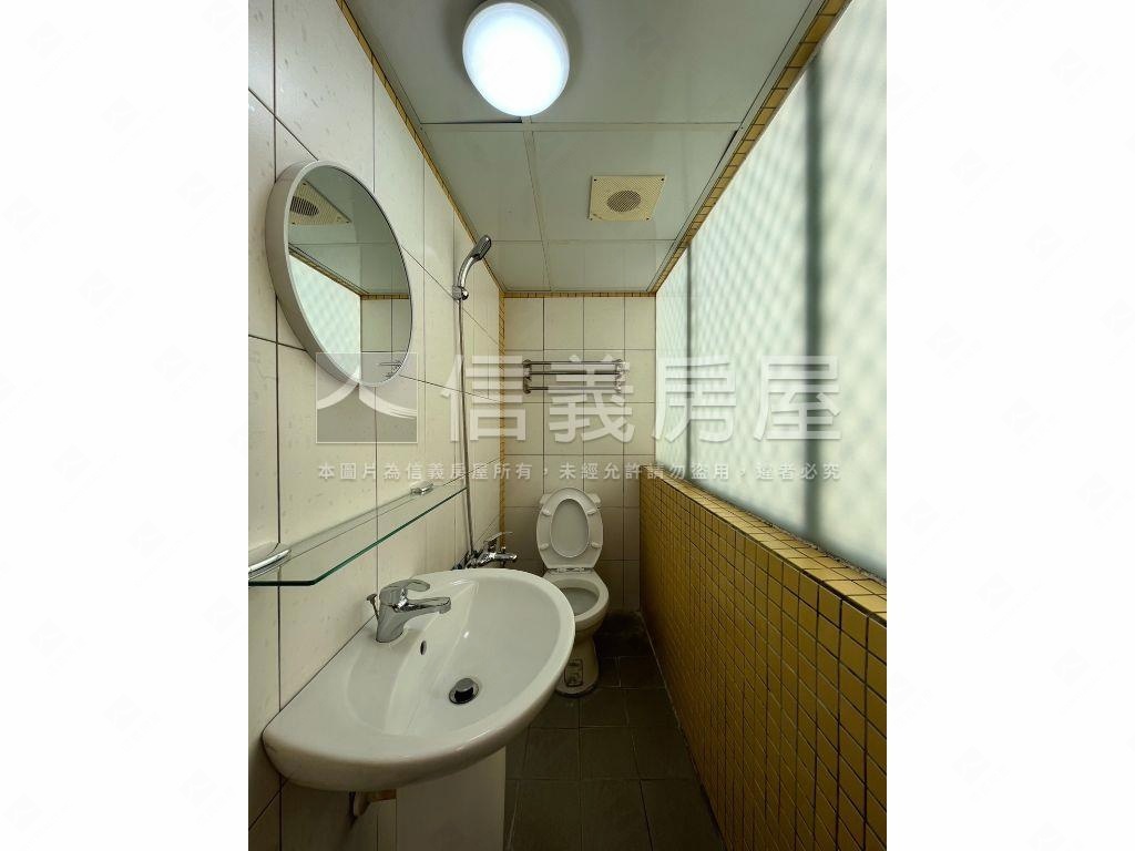 太平勤益科大臨路美透天房屋室內格局與周邊環境
