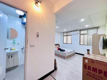 勤益科大臨路透套