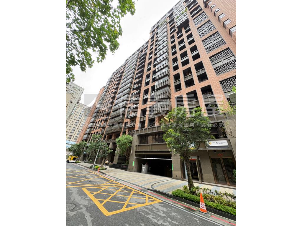 忠泰品中山◆景觀豪邸房屋室內格局與周邊環境