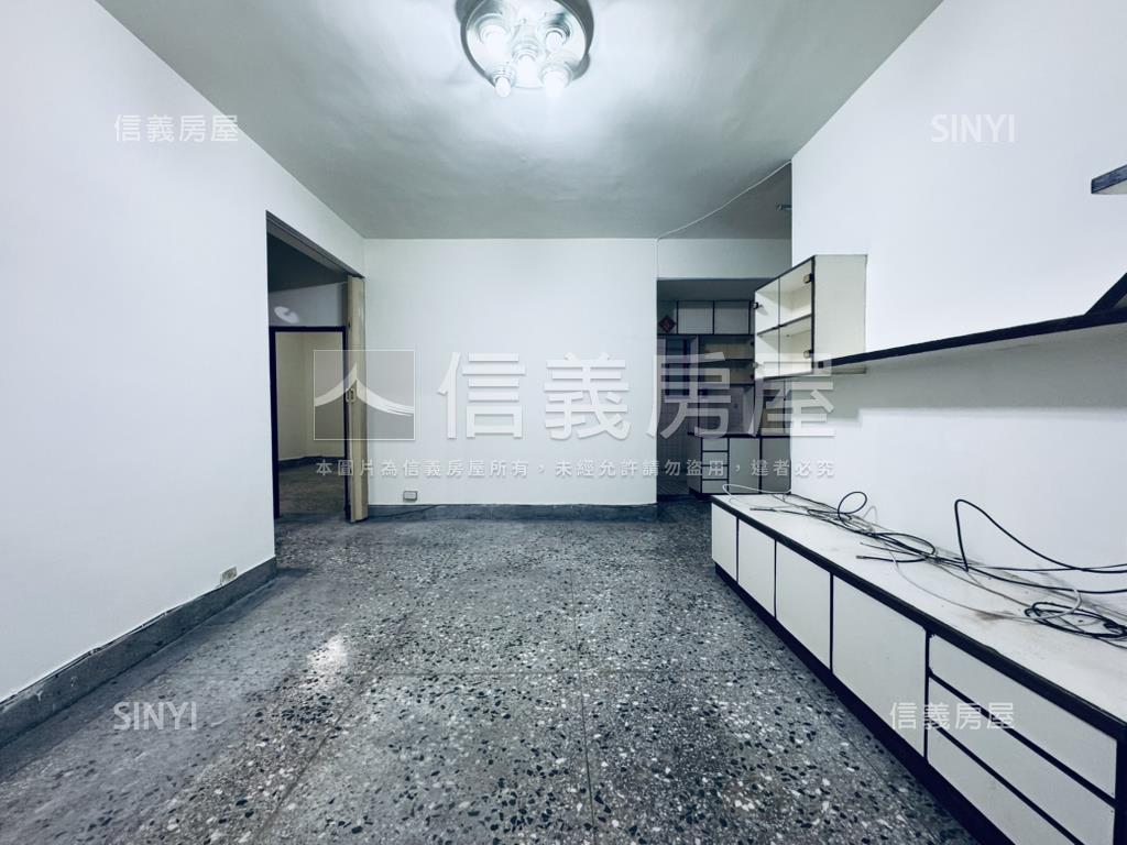 土城站綠意三房方正一樓房屋室內格局與周邊環境