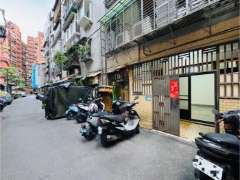 土城站綠意三房方正一樓