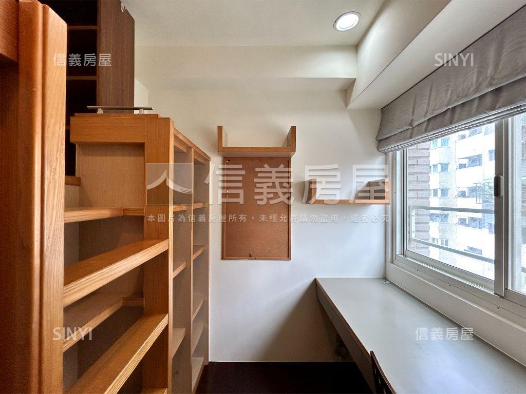 至善園精美３＋１房房屋室內格局與周邊環境