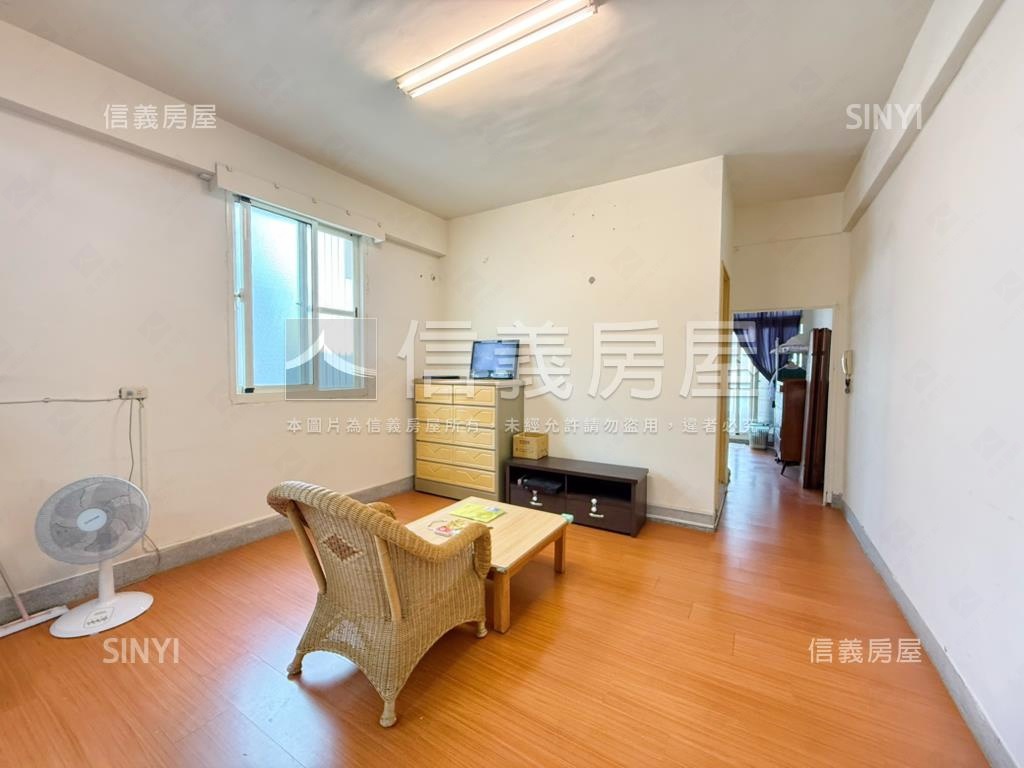 專任！近文心崇德捷運店住房屋室內格局與周邊環境